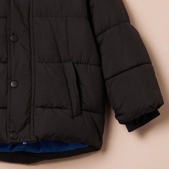 Amazon Essentials' Heavyweight Hooded Puffer Jacket - Picture 2 of 9